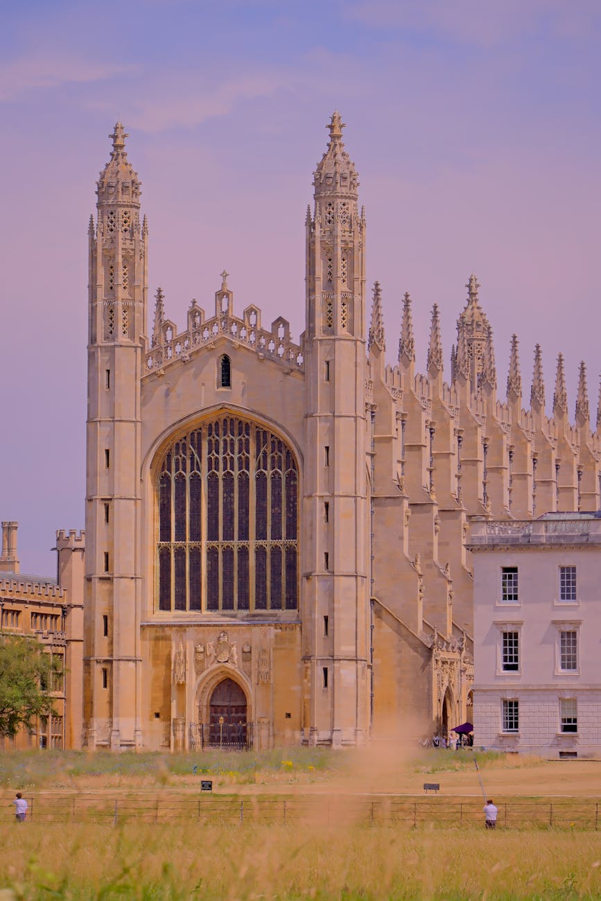 king s college chapel in cambridge at dusk